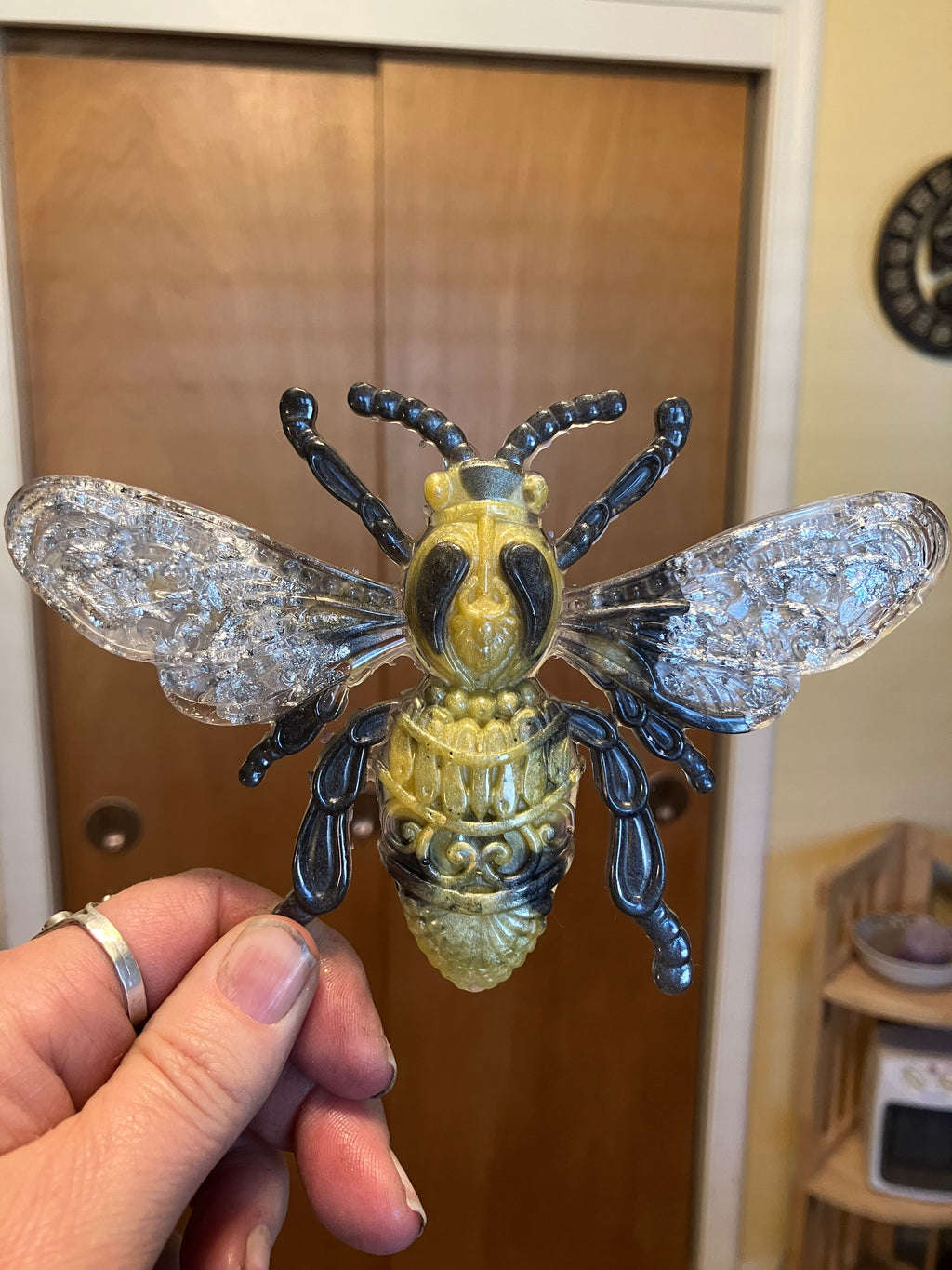 Bee wall hanging